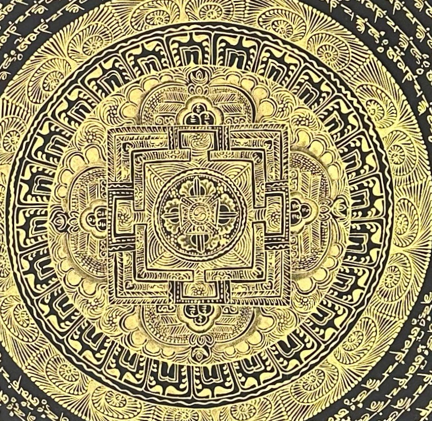 Mantra Mandala thangka, 108×108 cm: open rings of gold-coloured mantra script on black around a small palace mandala with a dharma wheel