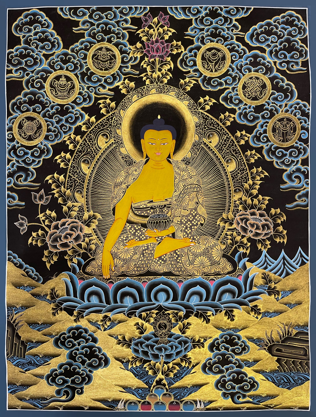 Shakyamuni Buddha thangka, 52×67 cm: black-and-gold Shakyamuni touching the earth, with auspicious symbols in the clouds