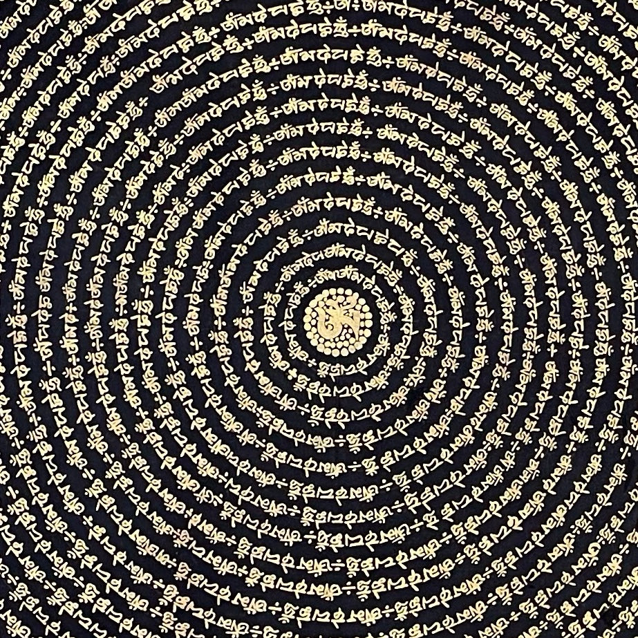 Mantra Mandala thangka, 107×107 cm: concentric rings of gold-coloured mantra script on black, with gold-coloured peonies in the corners
