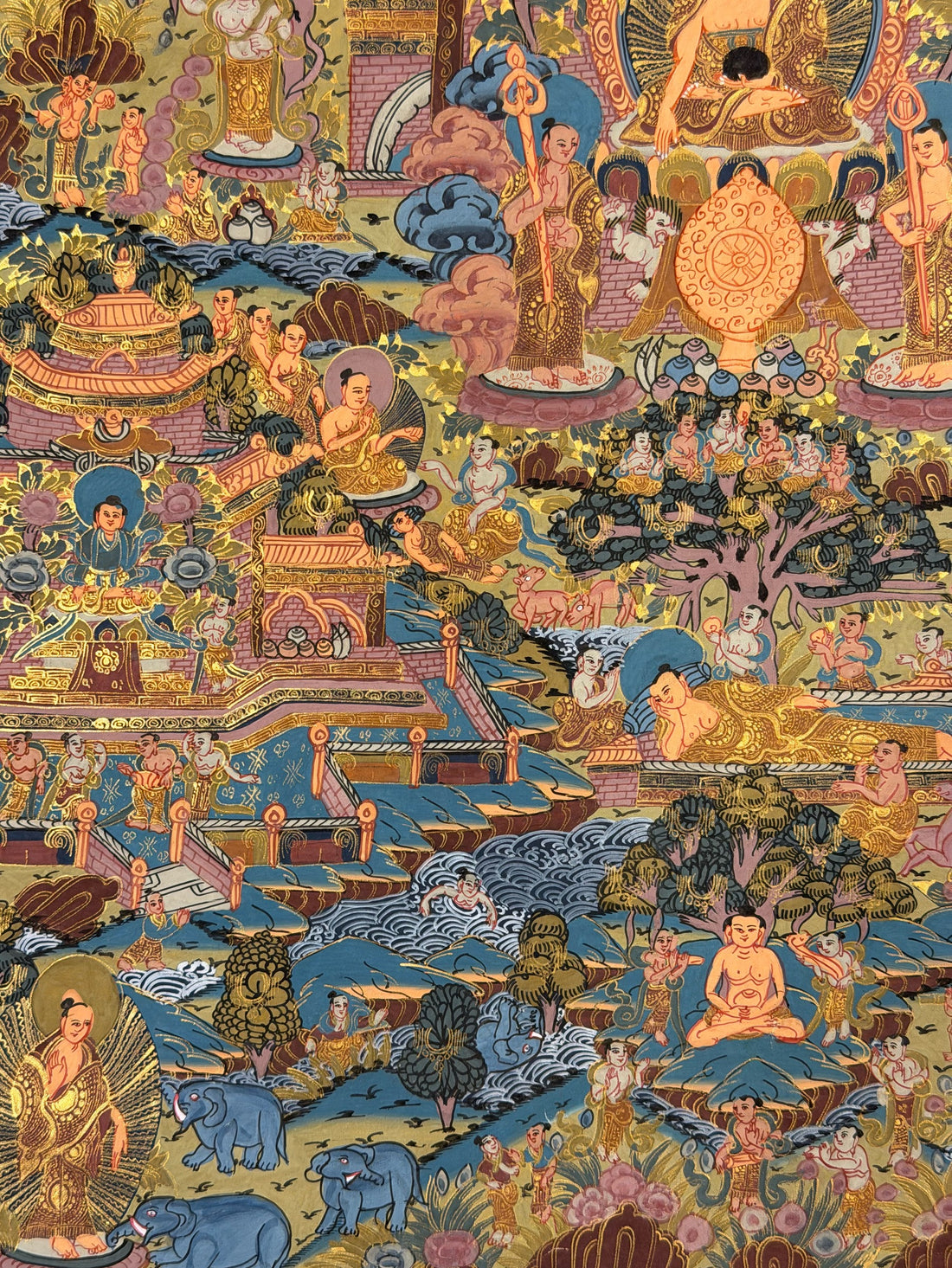 Buddha Life Story thangka, 44×55 cm: Shakyamuni with his two disciples surrounded by scenes of his life in soft pinks and blues